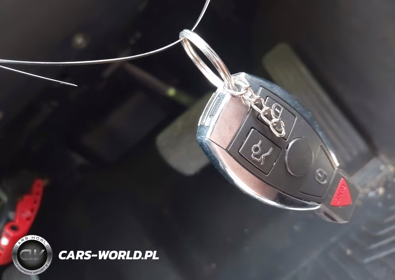 2011 Mercedes-Benz E 350 4Matic VIN:WDDHF8HB3BA357276 - 11