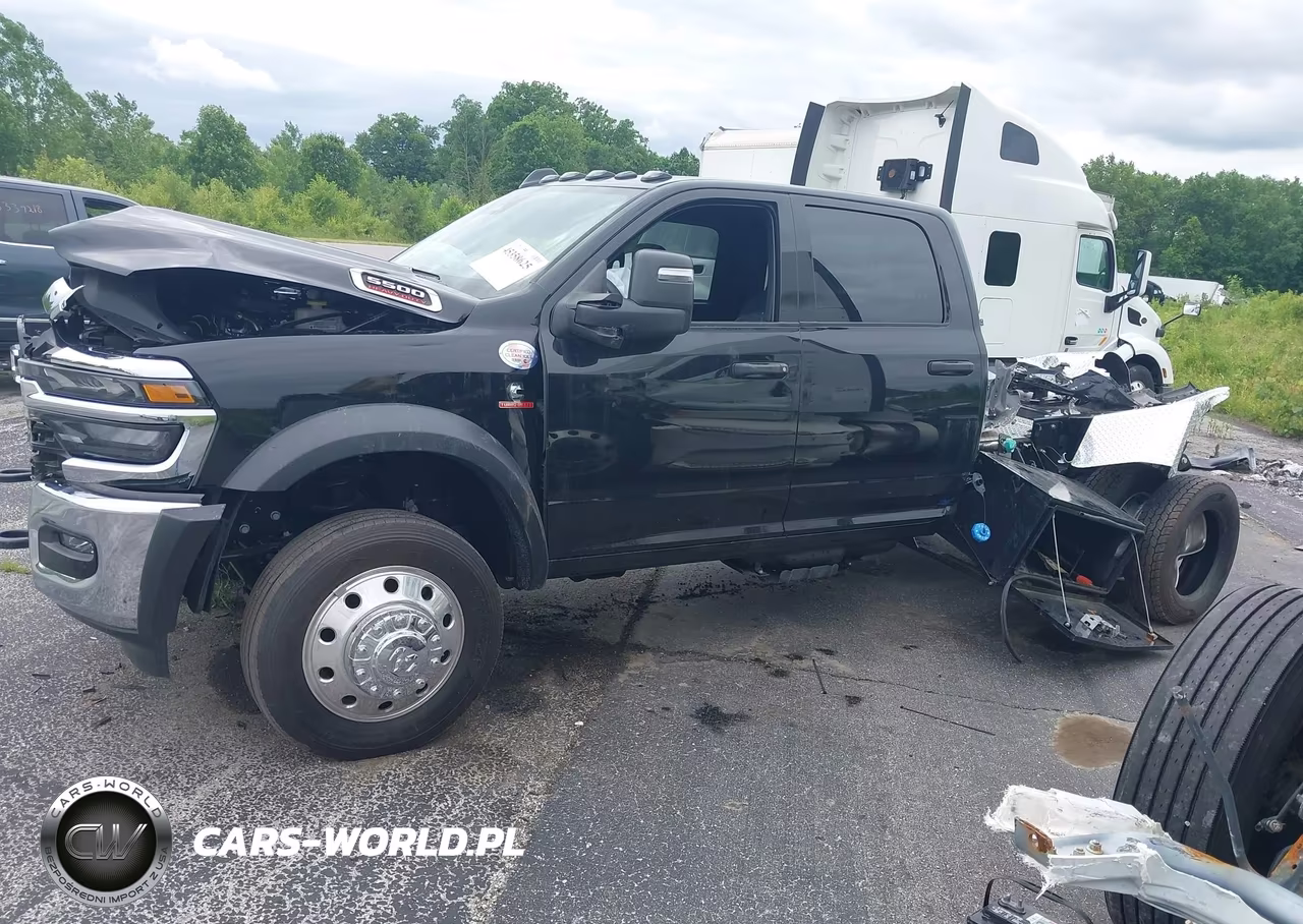 2026 Ram 5500 Chassis Tradesman-Big Horn VIN:3C7WRNEL4TG179811 - 13