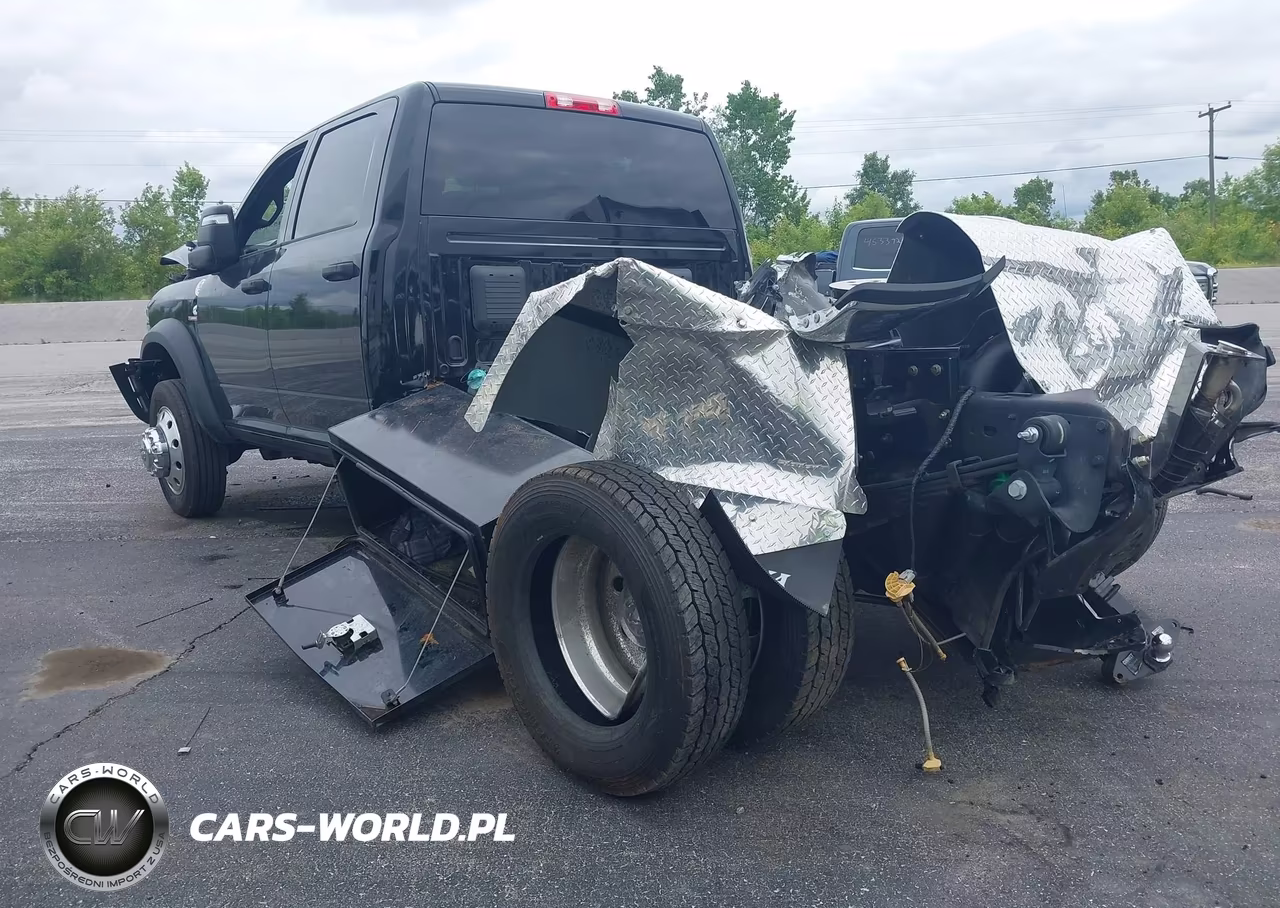 2026 Ram 5500 Chassis Tradesman-Big Horn VIN:3C7WRNEL4TG179811 - 3