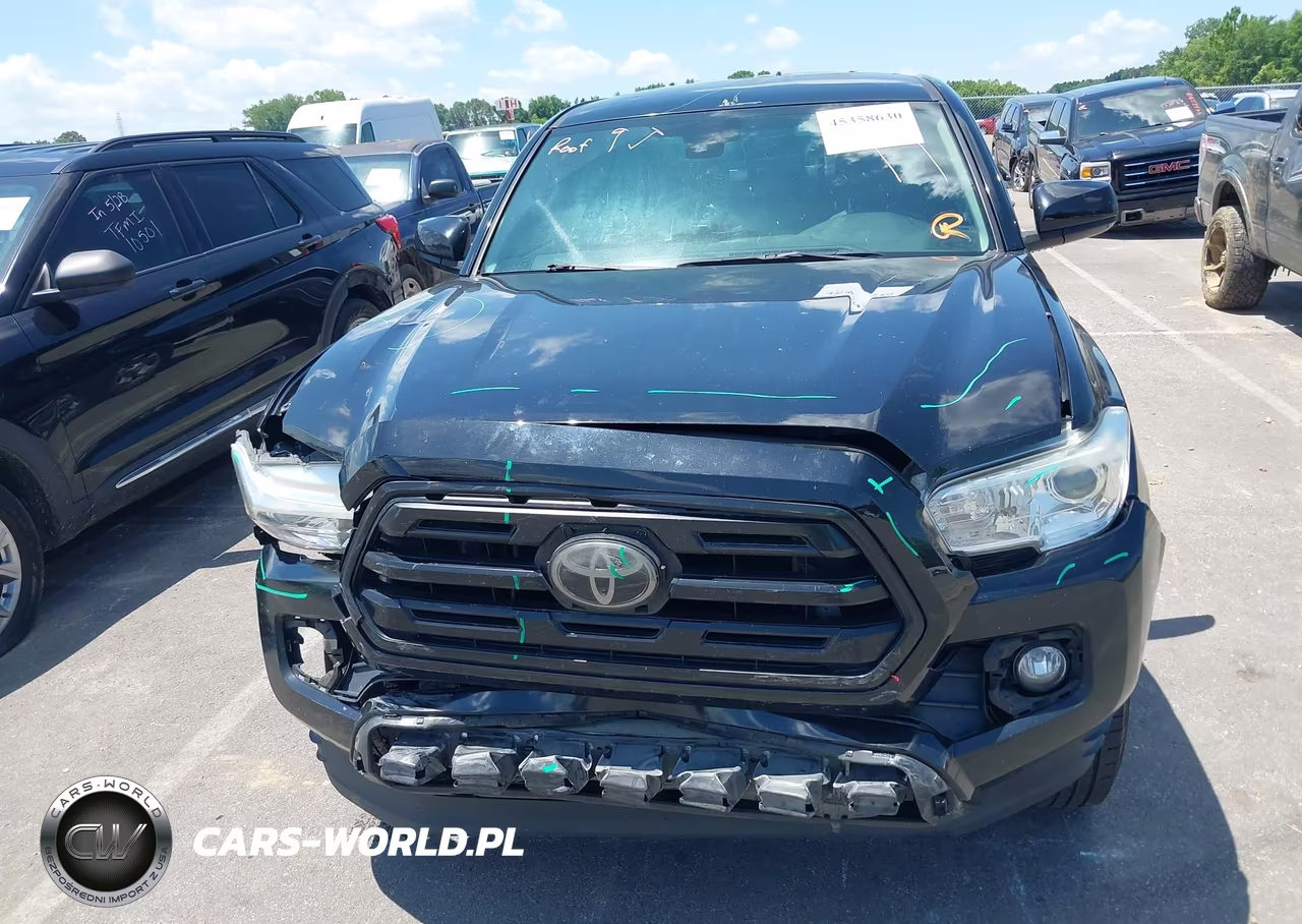 2018 Toyota Tacoma Sr VIN:5TFAX5GN0JX104172 - 12