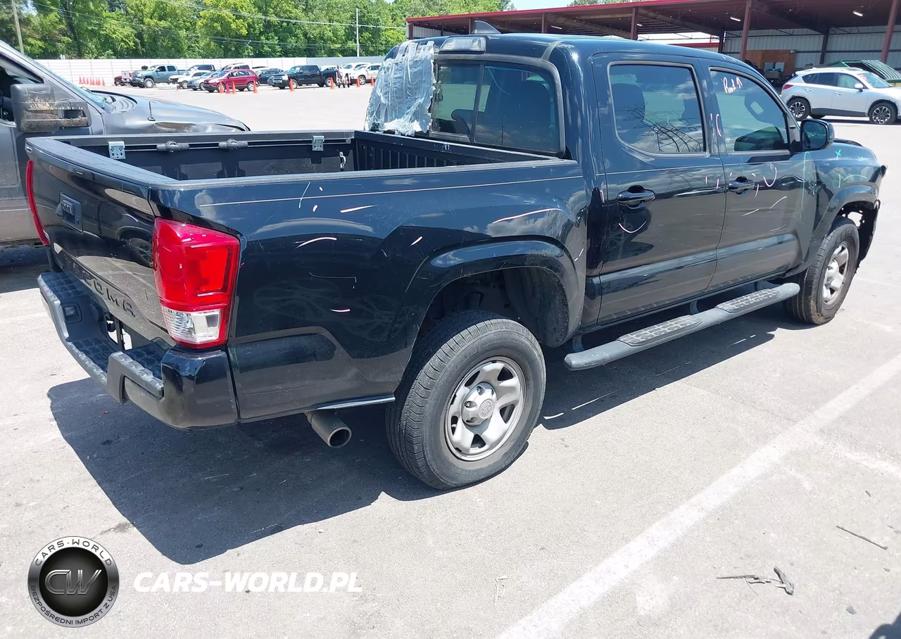 2018 Toyota Tacoma Sr VIN:5TFAX5GN0JX104172 - 4