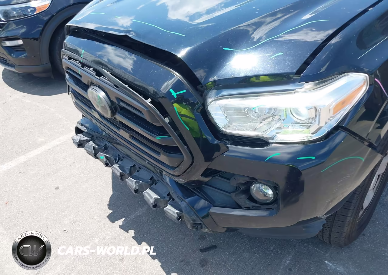 2018 Toyota Tacoma Sr VIN:5TFAX5GN0JX104172 - 6