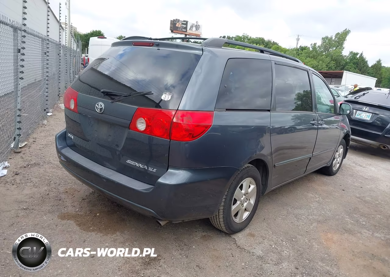 2008 Toyota Sienna Xle VIN:5TDZK22C88S108444 - 4