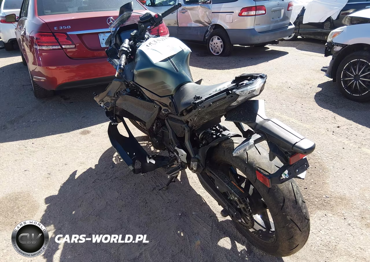 2025 Kawasaki Ex650 P VIN:ML5EXEP15SDAF8994 - 3