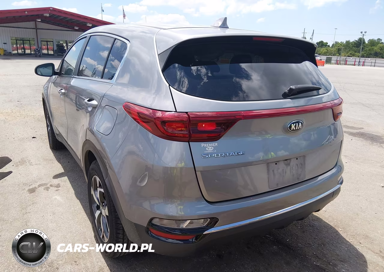 2021 Kia Sportage Lx VIN:KNDPM3AC2M7941024 - 3