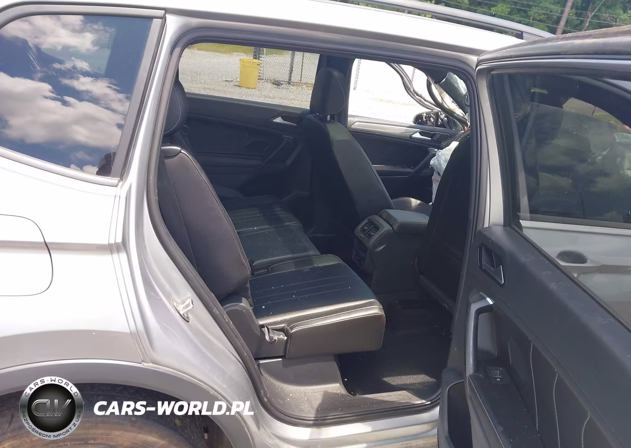 2023 Volkswagen Tiguan 2.0T Se R-Line Black VIN:3VVCB7AX9PM127804 - 8