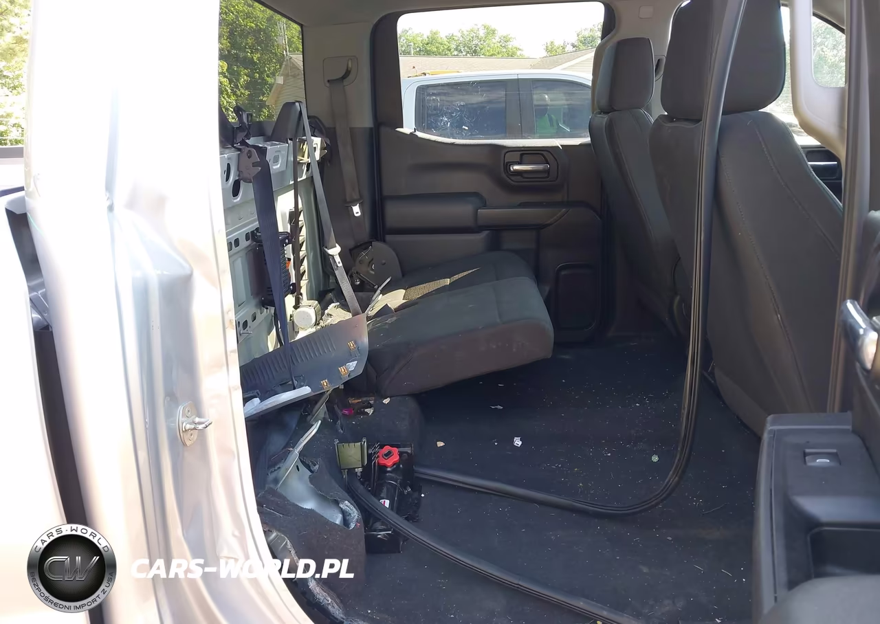 2020 Chevrolet Silverado 1500 4Wd Short Bed Custom VIN:3GCPYBEKXLG417784 - 8