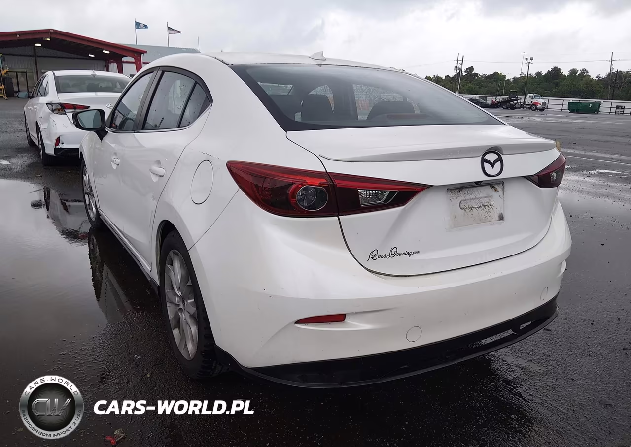 2015 Mazda Mazda3 S Touring VIN:JM1BM1V36F1233048 - 3