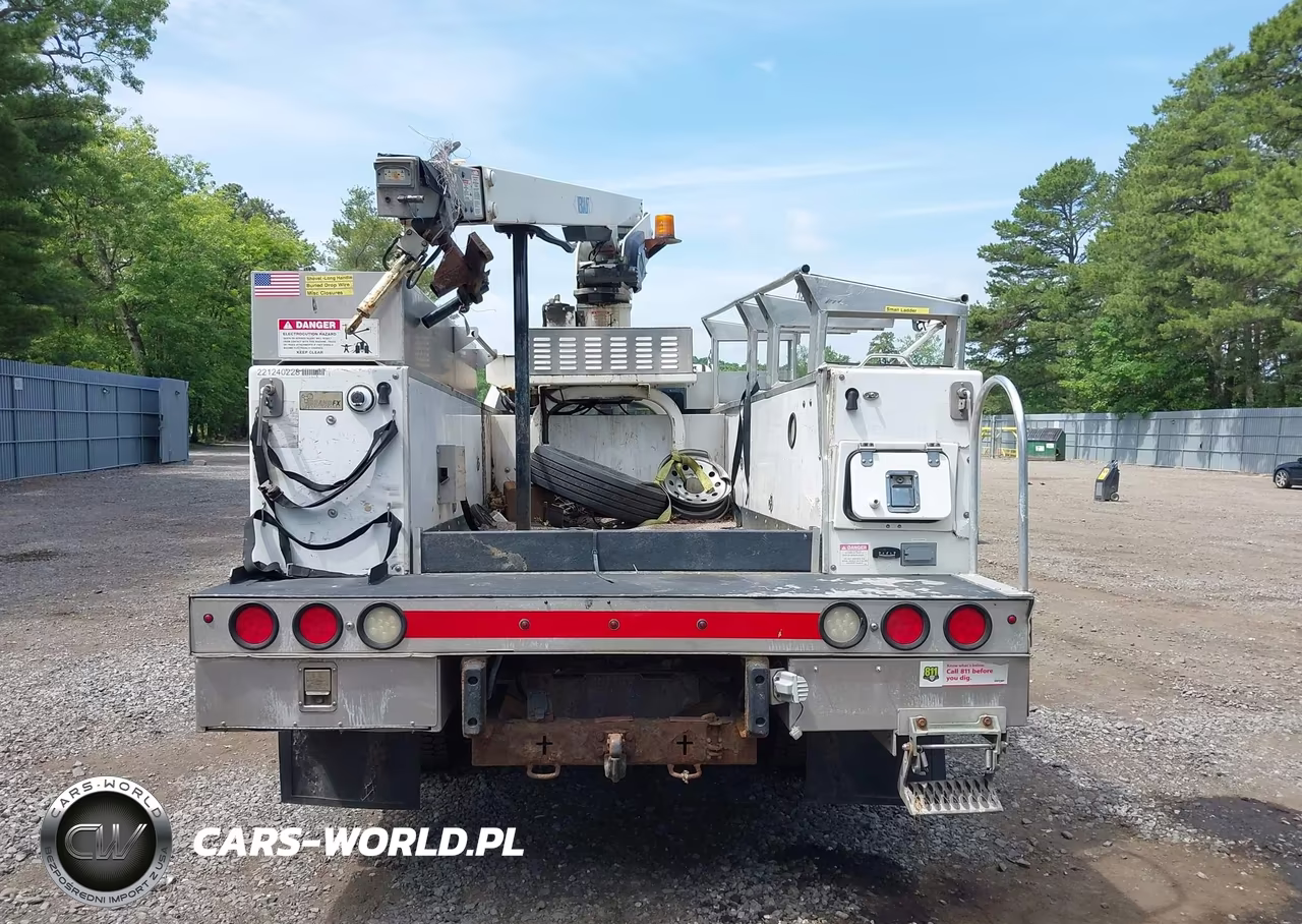 2012 Dodge Ram Chassis Cab Bucket Truck VIN:3C7WDKBLXCG200825 - 15