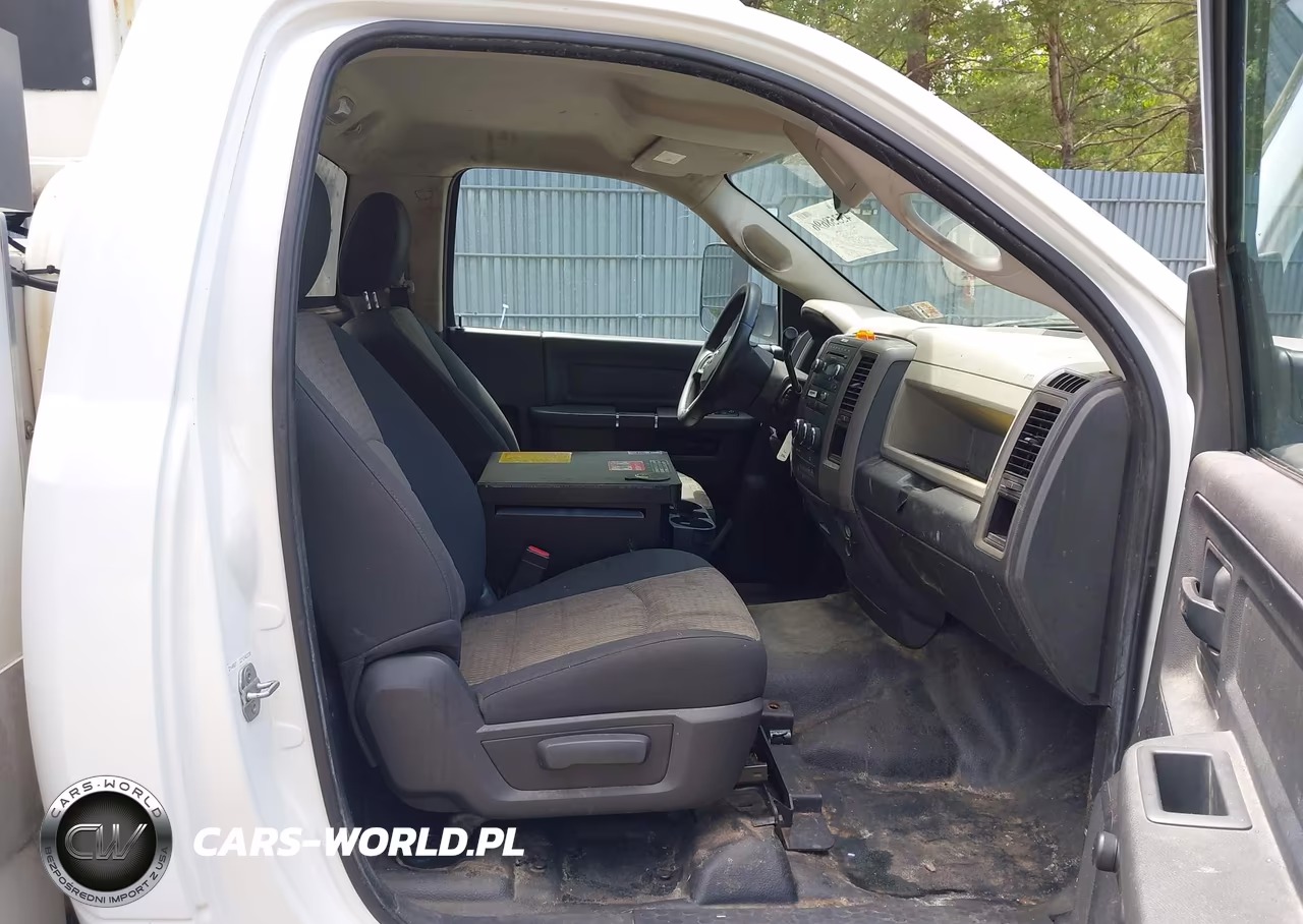 2012 Dodge Ram Chassis Cab Bucket Truck VIN:3C7WDKBLXCG200825 - 7
