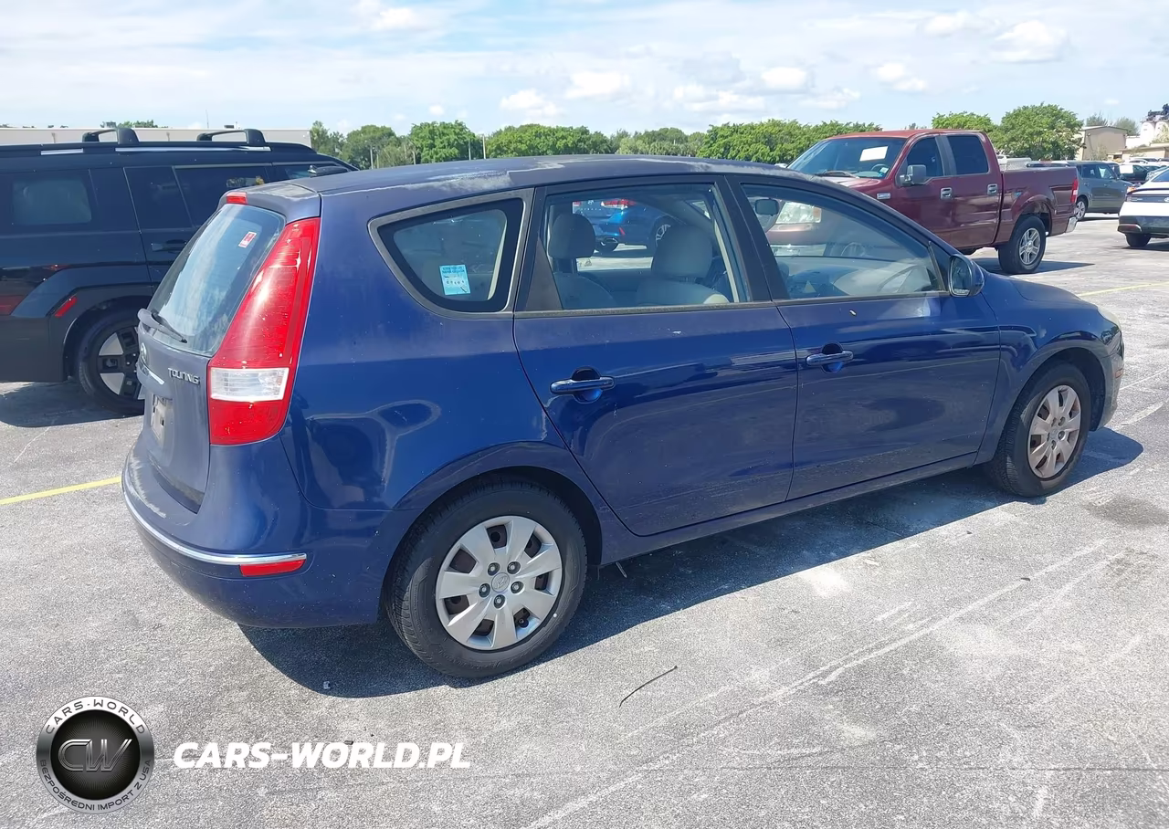 2011 Hyundai Elantra Touring Gls VIN:KMHDB8AE5BU106651 - 4