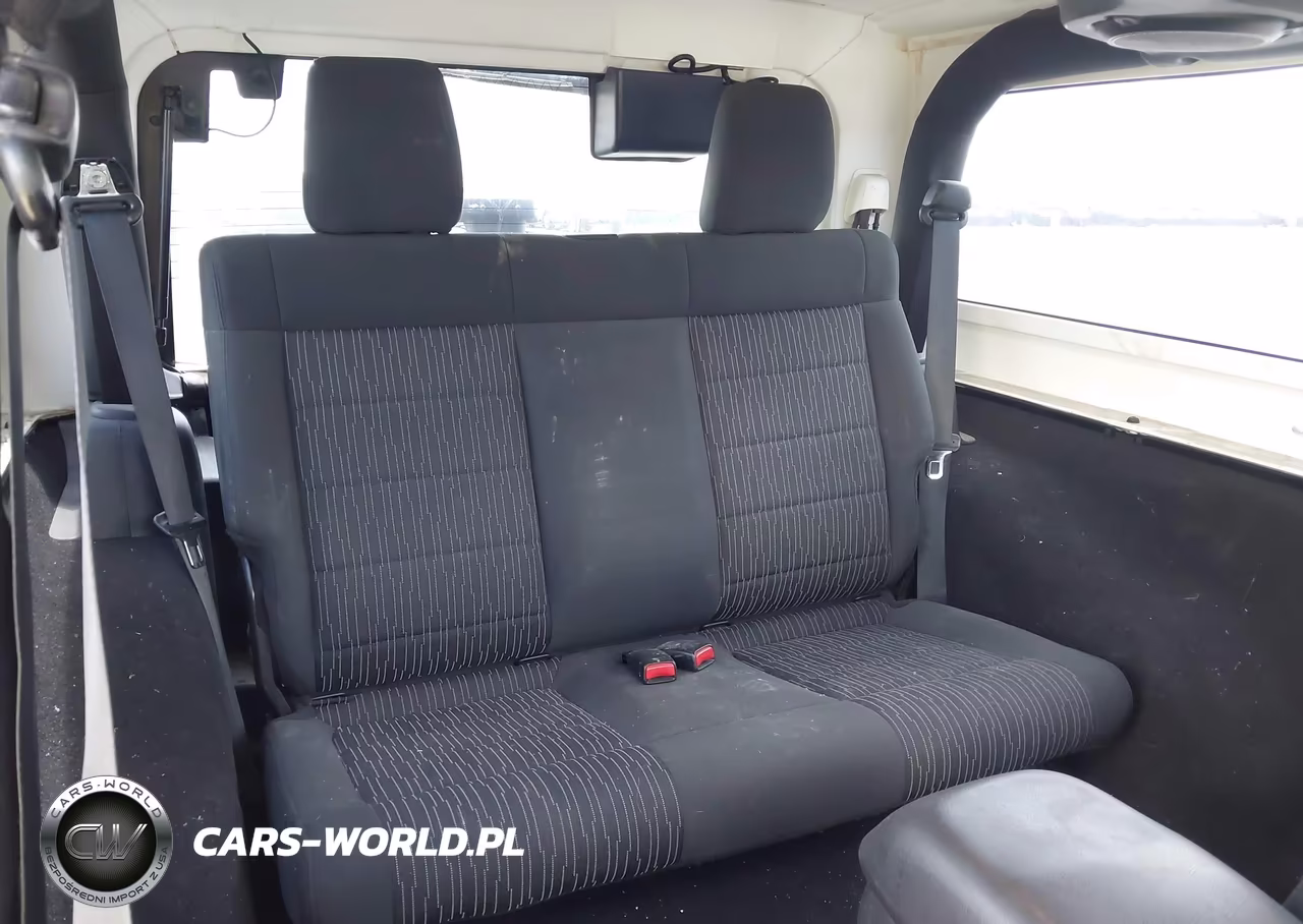 2011 Jeep Wrangler Sport VIN:1J4AA2D19BL580604 - 8