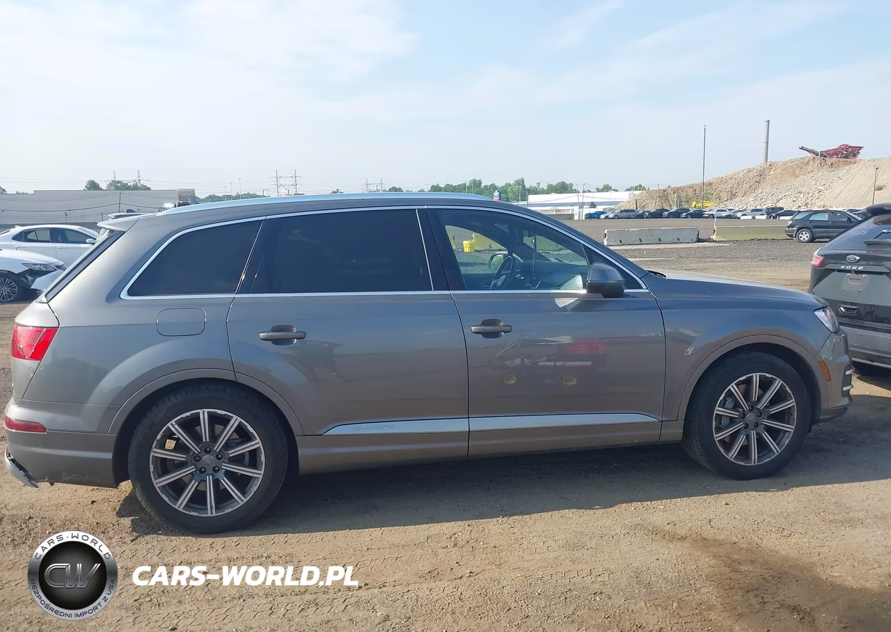 2018 Audi Q7 2.0T Premium VIN:WA1LHAF78JD007220 - 13