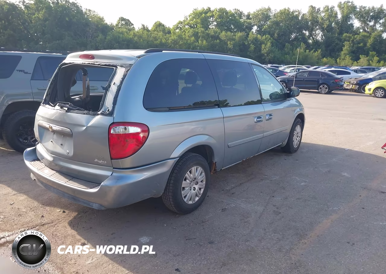 2006 Chrysler Town & Country Lx VIN:2A4GP44R96R873247 - 4