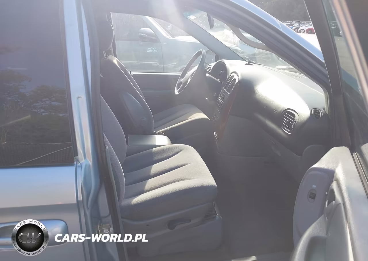 2006 Chrysler Town & Country Lx VIN:2A4GP44R96R873247 - 5