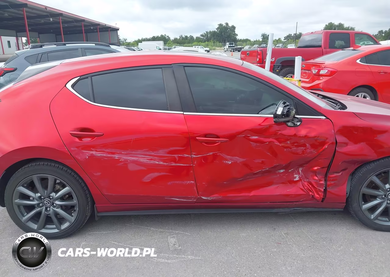 2021 Mazda Mazda3 Preferred VIN:JM1BPALL5M1404217 - 13