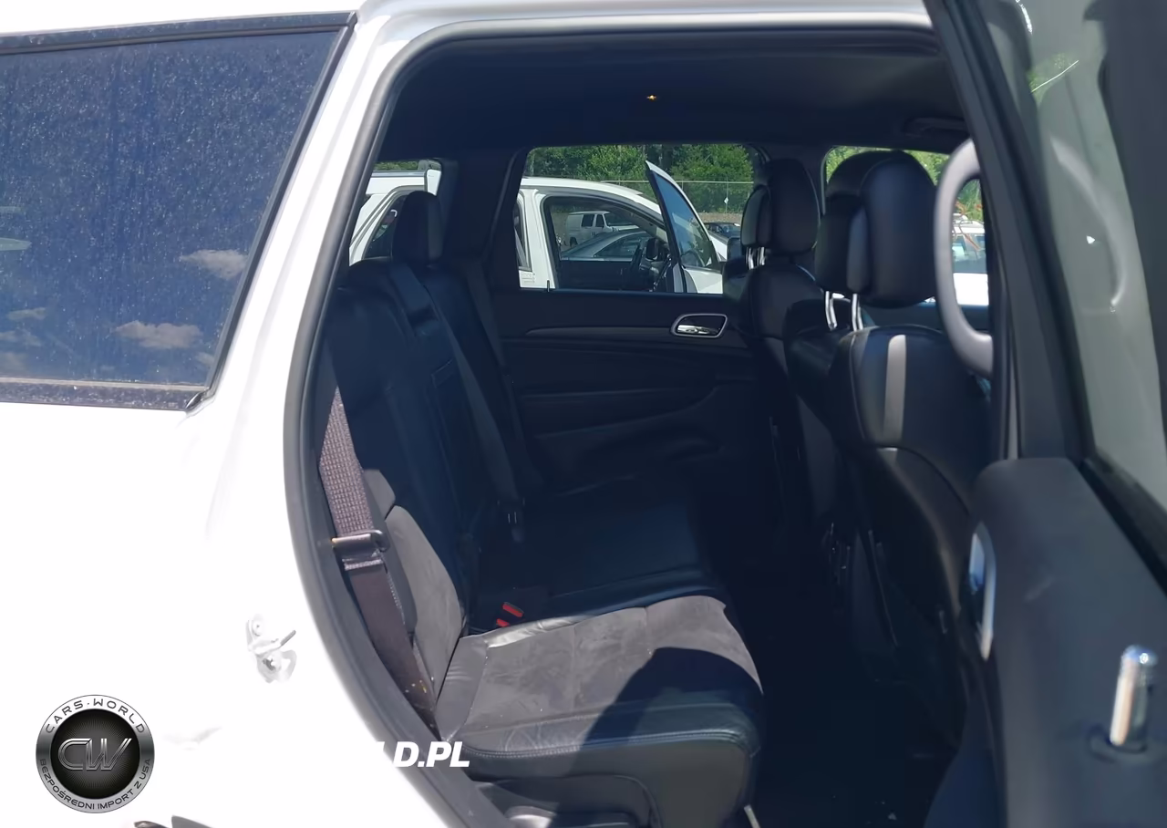 2021 Jeep Grand Cherokee Laredo X 4X4 VIN:1C4RJFAG9MC858722 - 8