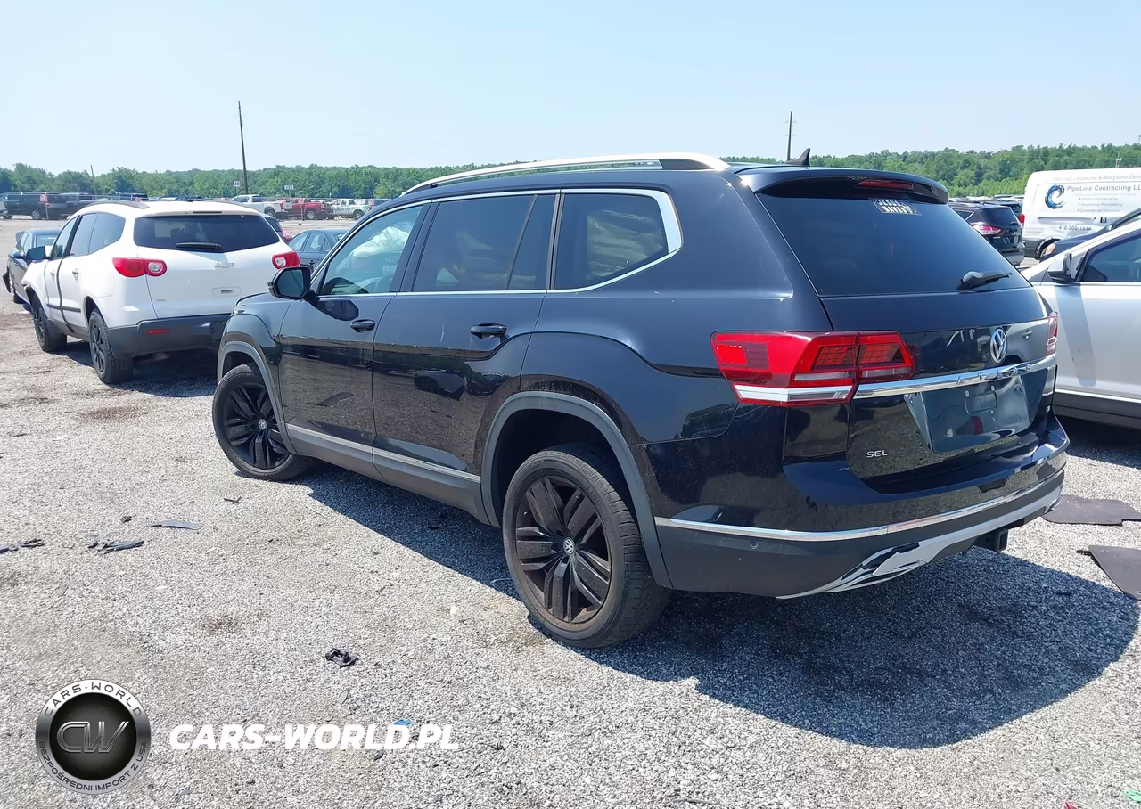 2018 Volkswagen Atlas 3.6L V6 Sel Premium VIN:1V2NR2CA2JC555610 - 3
