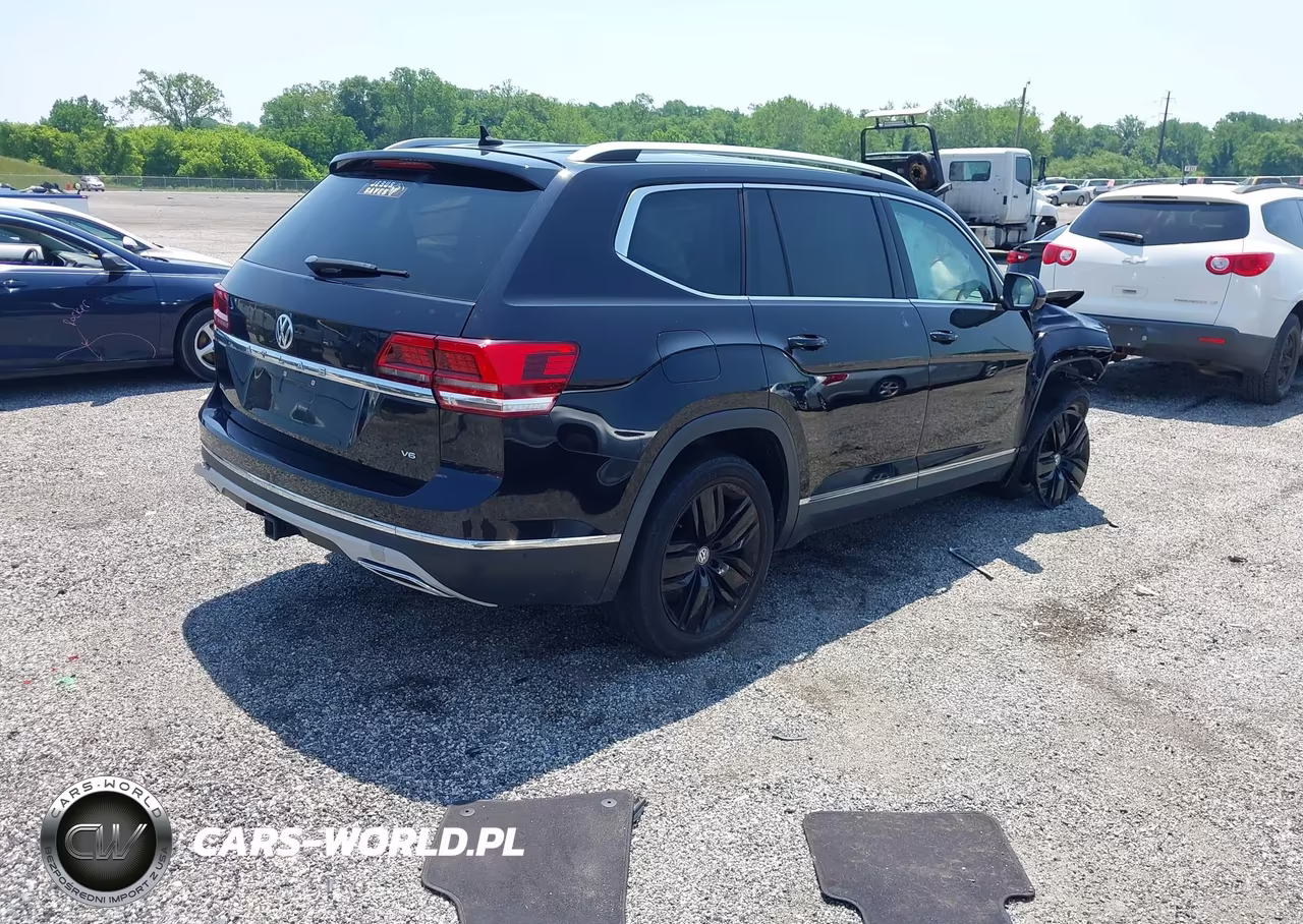 2018 Volkswagen Atlas 3.6L V6 Sel Premium VIN:1V2NR2CA2JC555610 - 4