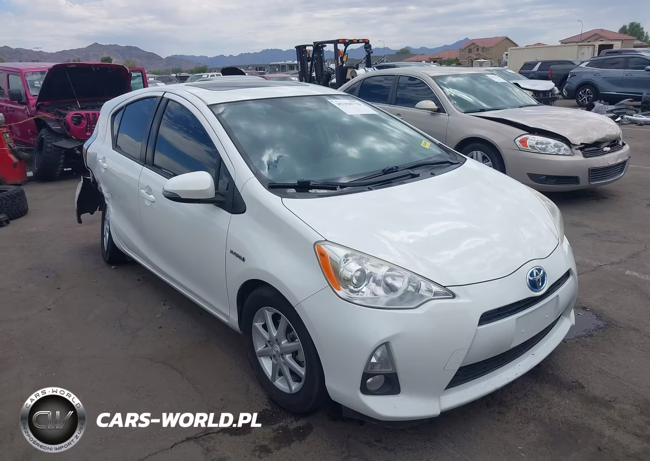 2013 Toyota Prius C Four