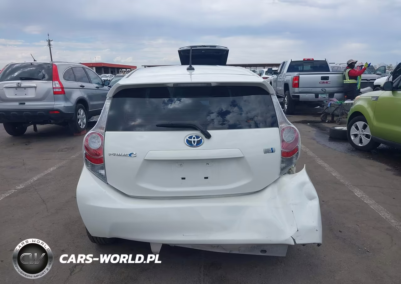 2013 Toyota Prius C Four VIN:JTDKDTB39D1036081 - 16