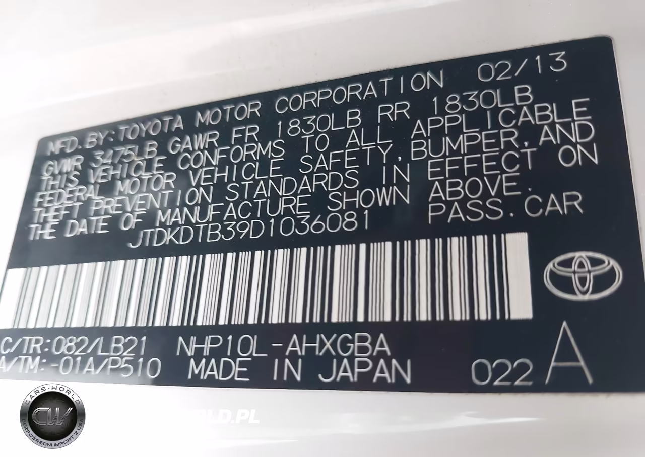 2013 Toyota Prius C Four VIN:JTDKDTB39D1036081 - 9