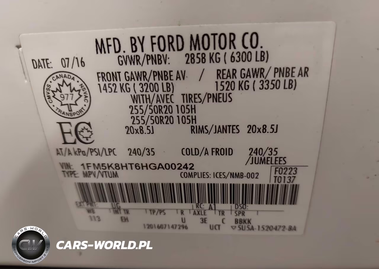 2017 Ford Explorer Platinum VIN:1FM5K8HT6HGA00242 - 9