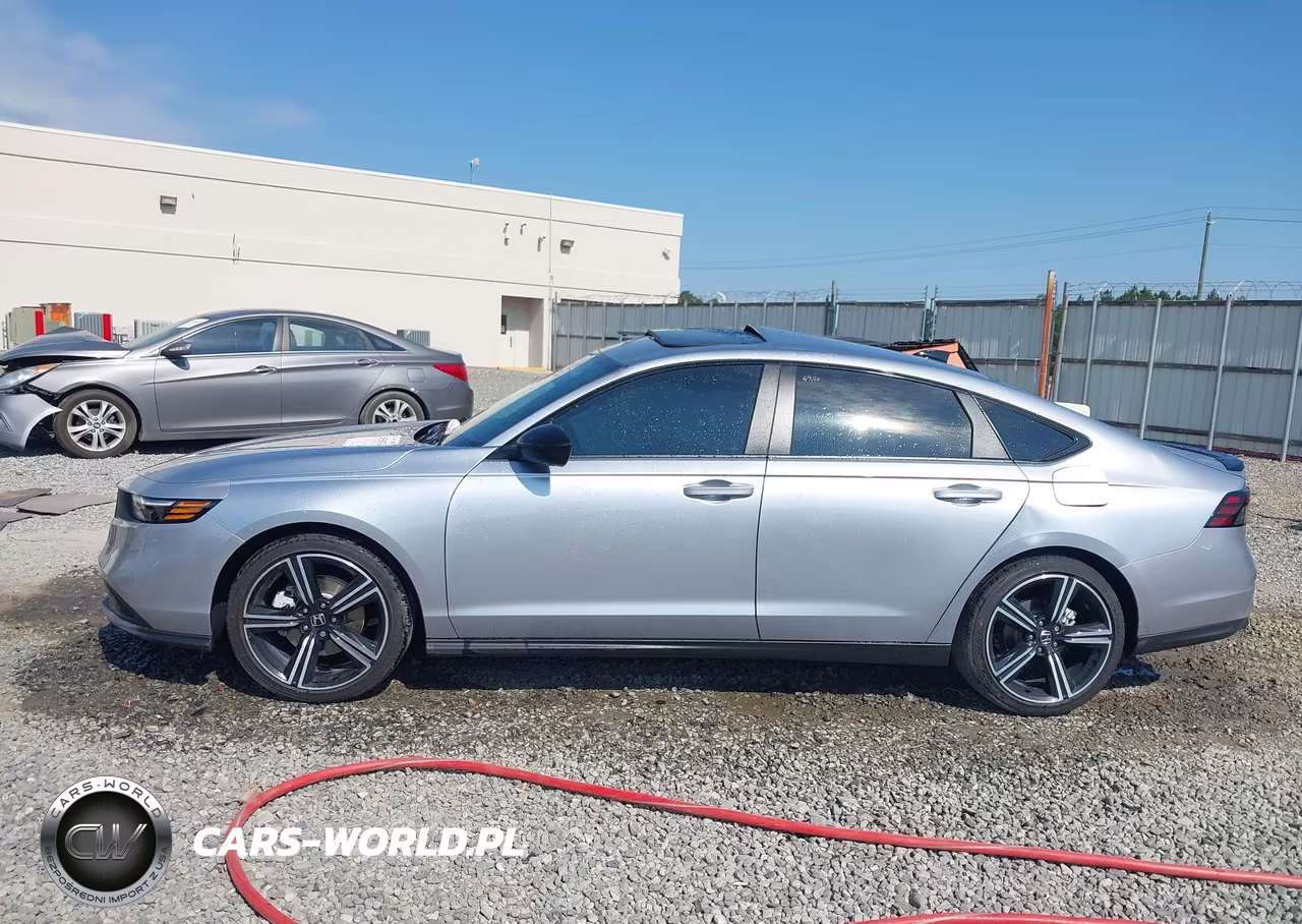 2026 Honda Accord Hybrid Sport VIN:1HGCY2F51TA029592 - 14