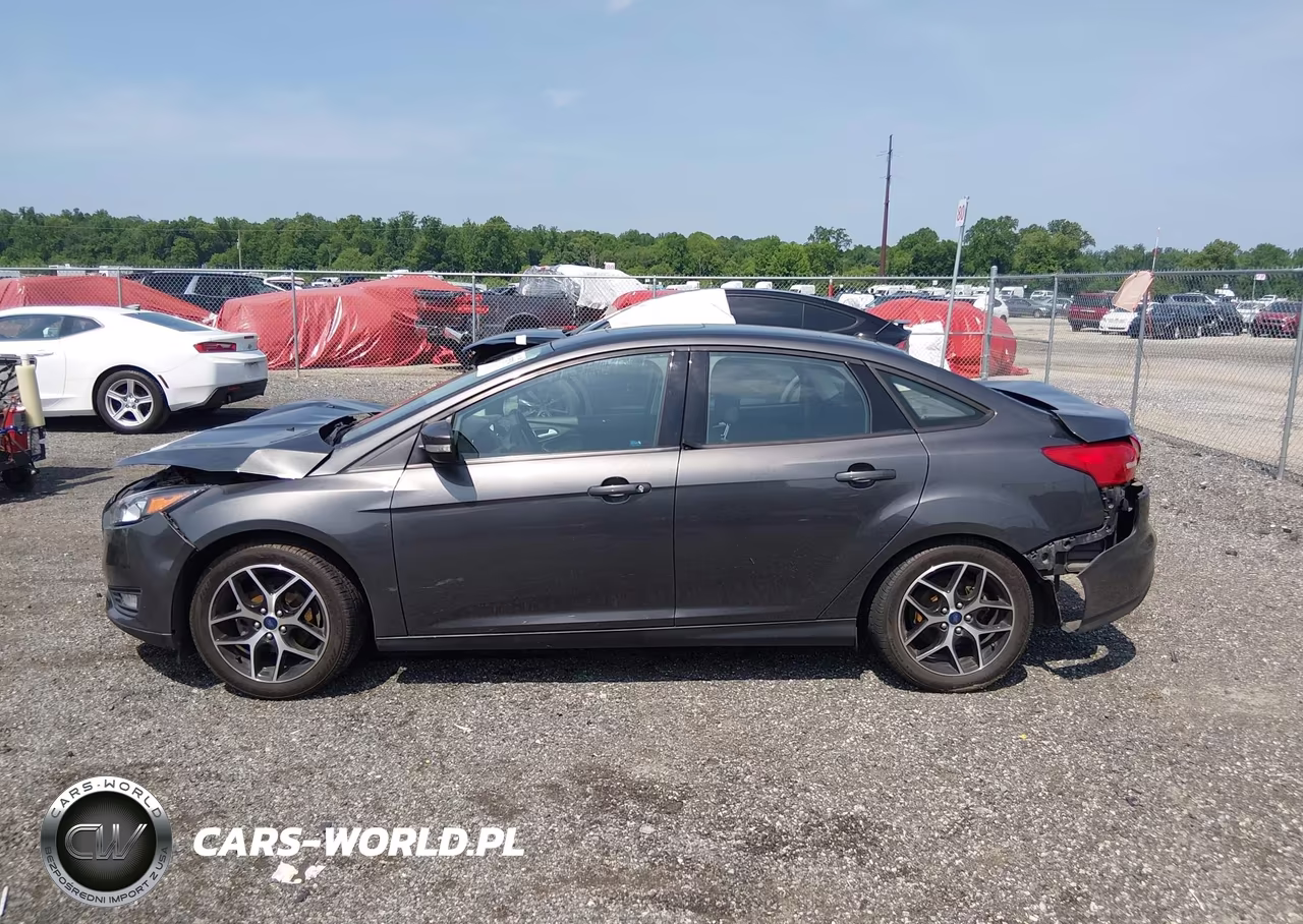 2017 Ford Focus Sel VIN:1FADP3H24HL262690 - 14