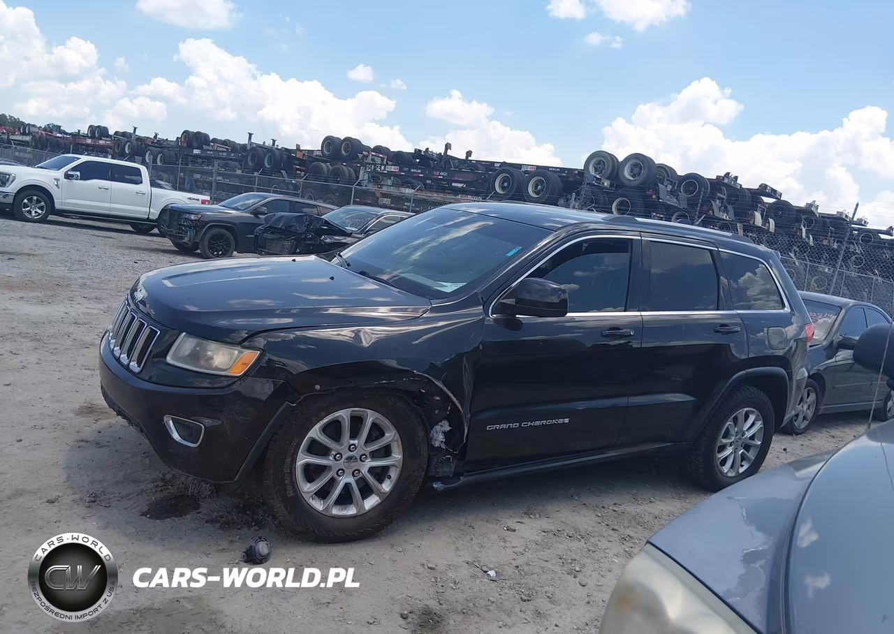 2016 Jeep Grand Cherokee Laredo VIN:1C4RJFAGXGC365507 - 15