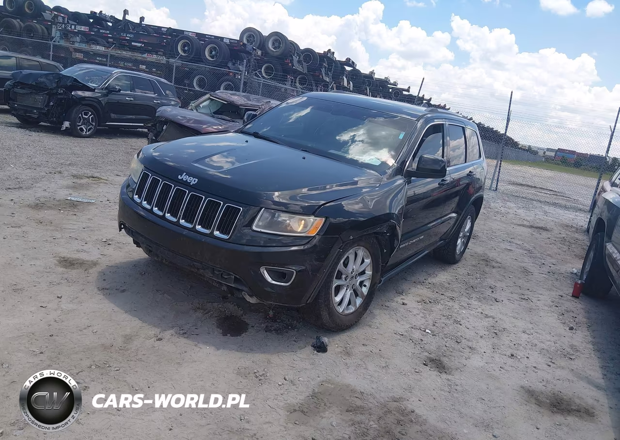 2016 Jeep Grand Cherokee Laredo VIN:1C4RJFAGXGC365507 - 2