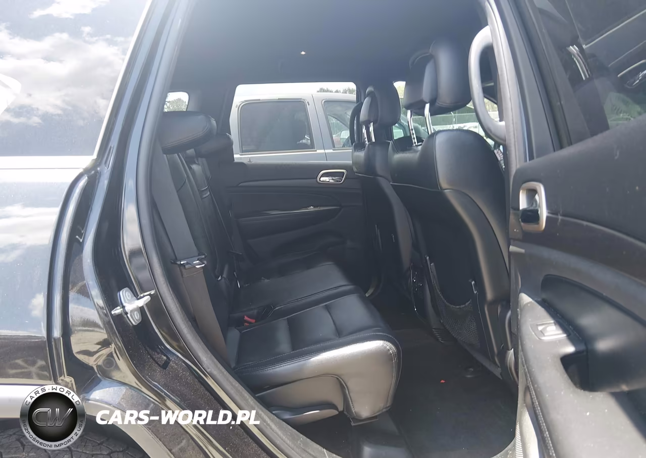 2016 Jeep Grand Cherokee Laredo VIN:1C4RJFAGXGC365507 - 8