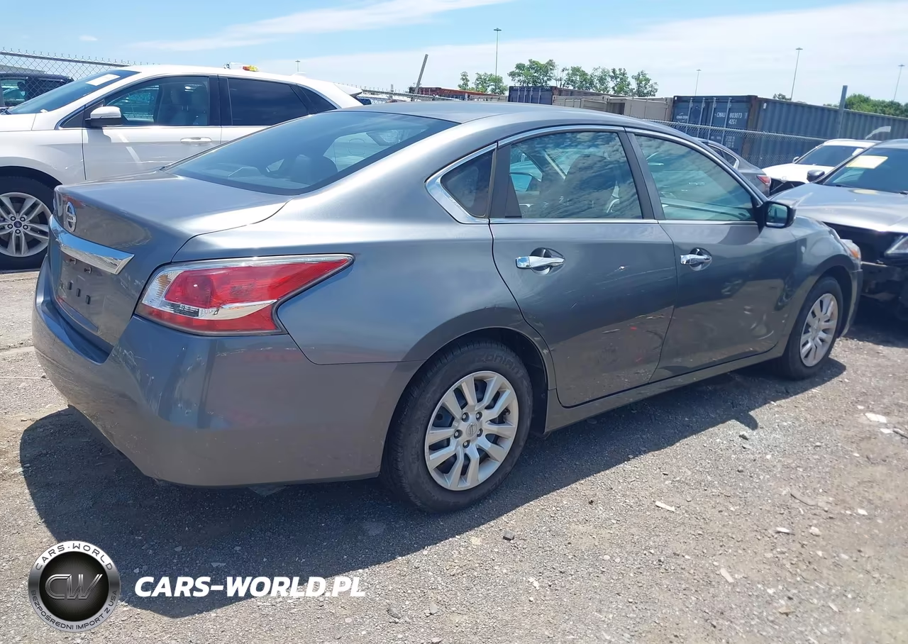 2015 Nissan Altima 2.5 VIN:1N4AL3AP1FC283059 - 4