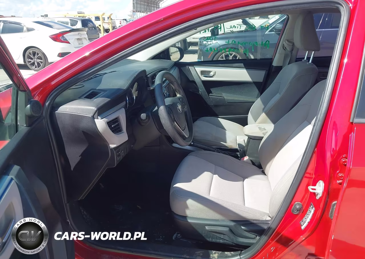 2015 Toyota Corolla Le VIN:5YFBURHE4FP295619 - 5