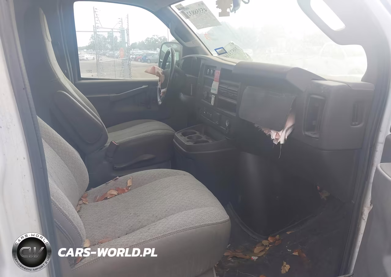 2020 Chevrolet Express Cargo Rwd 2500 Regular Wheelbase Wt VIN:1GCWGAFG9L1230716 - 5