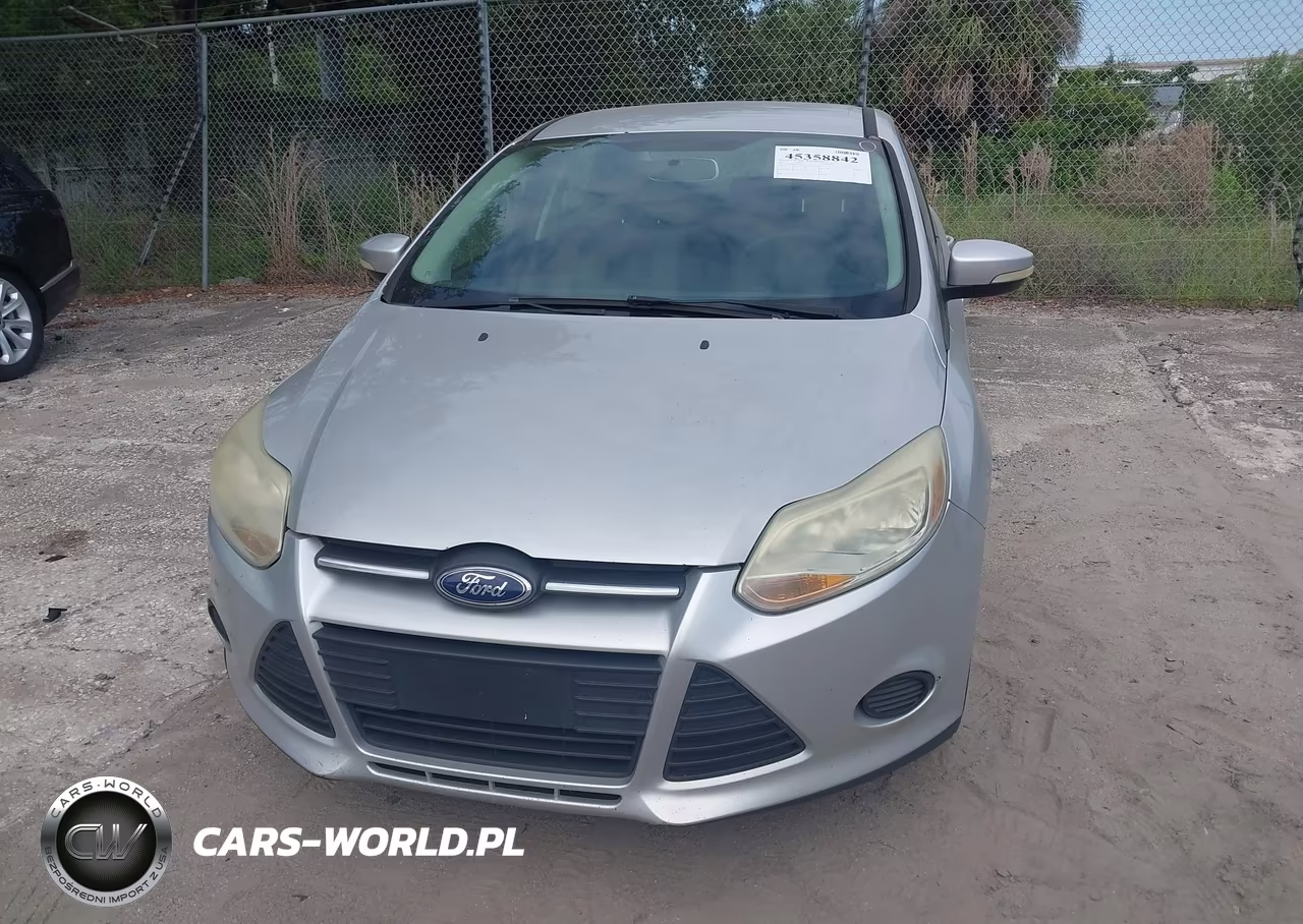 2014 Ford Focus Se VIN:1FADP3F28EL375377 - 6