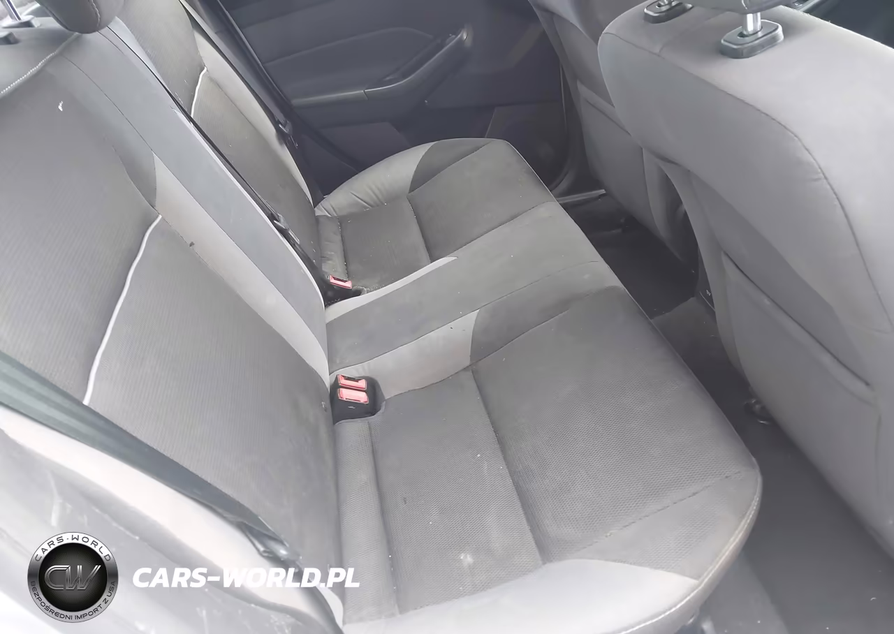 2014 Ford Focus Se VIN:1FADP3F28EL375377 - 8