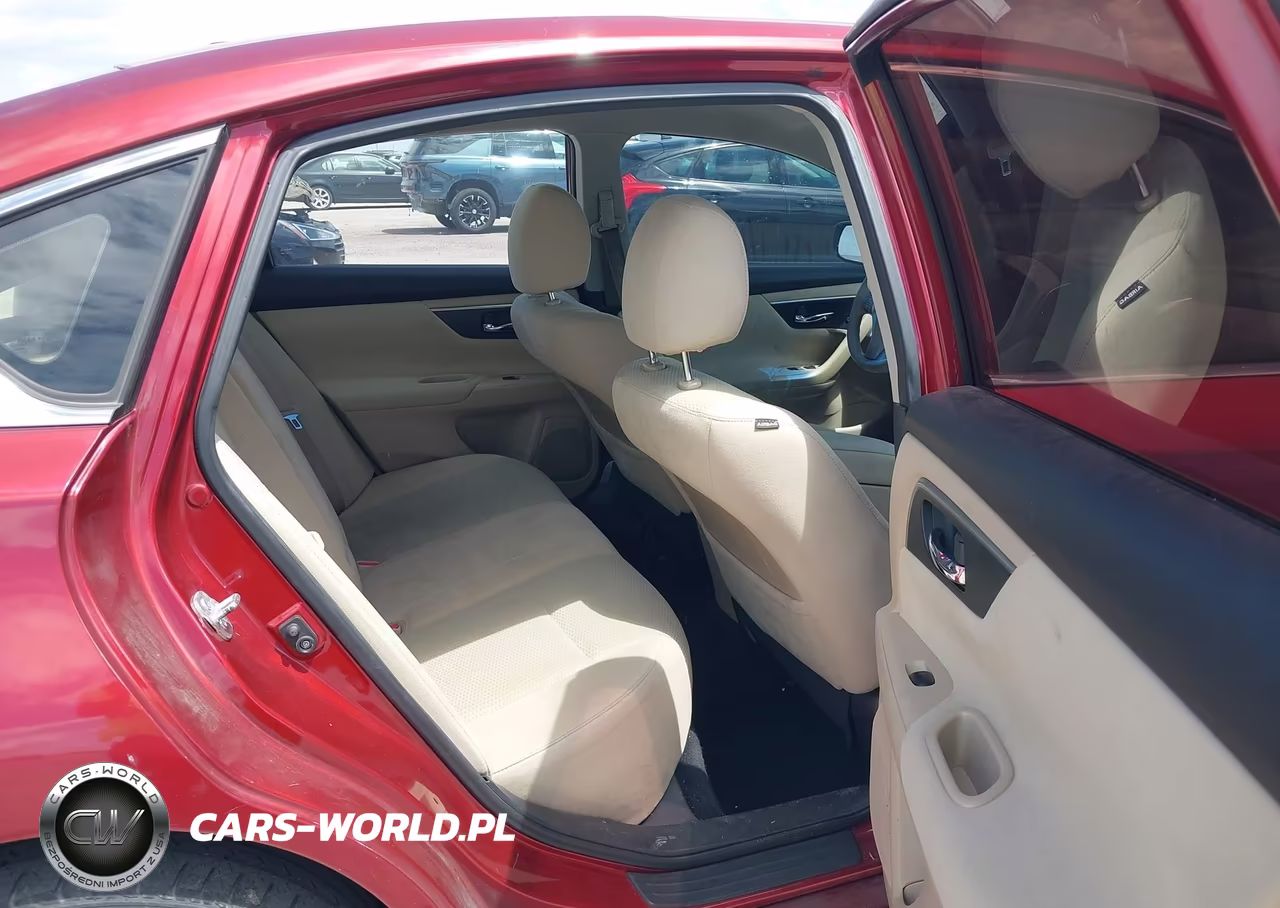 2015 Nissan Altima 2.5 S VIN:1N4AL3AP9FC123205 - 5