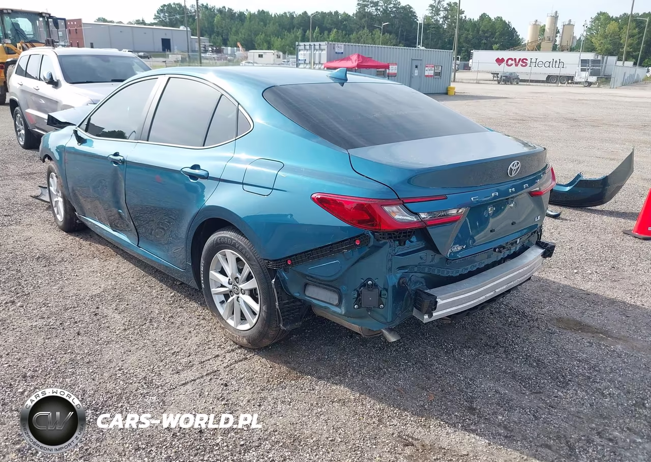 2026 Toyota Camry Le VIN:4T1DAACK9TU679812 - 3