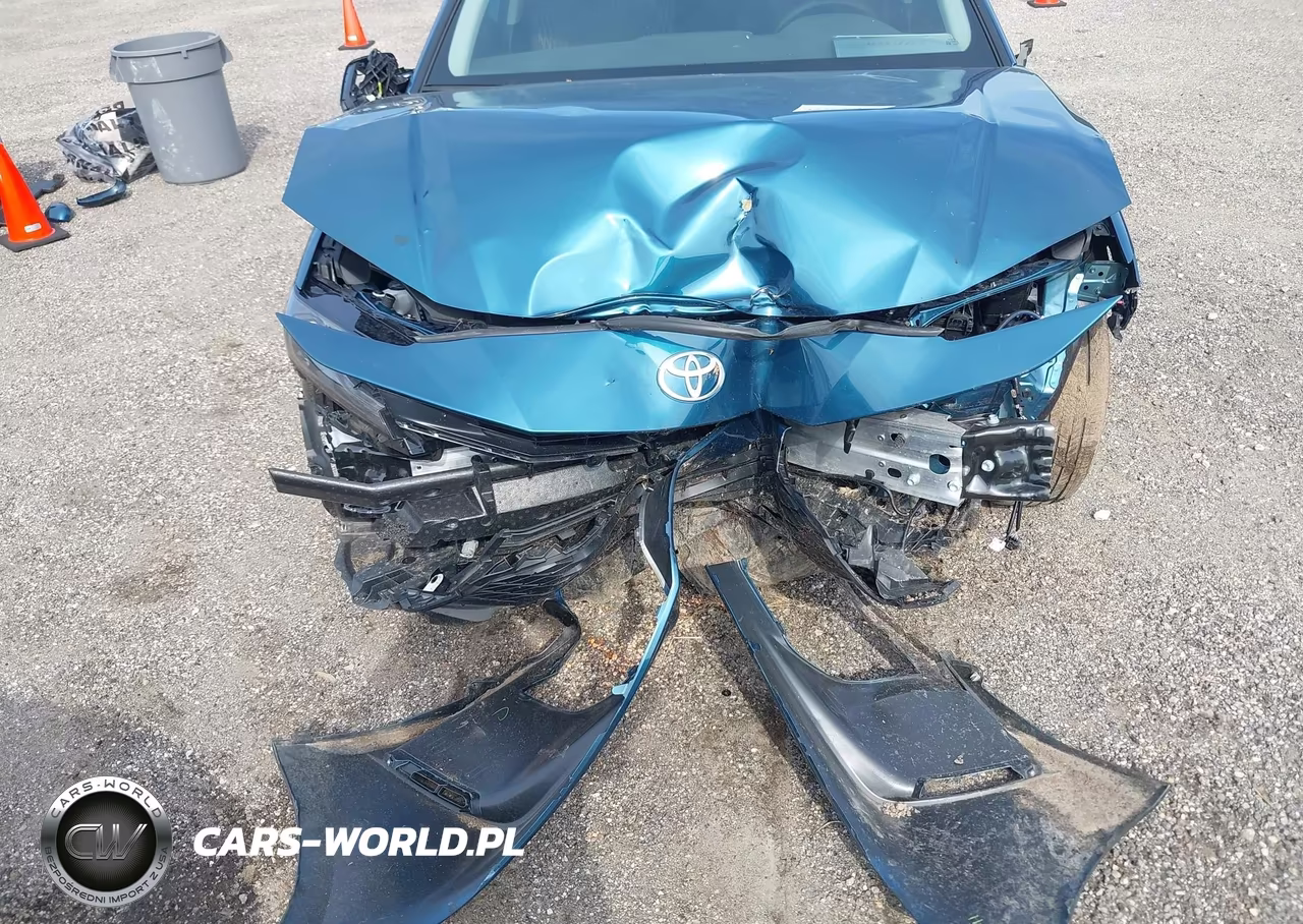 2026 Toyota Camry Le VIN:4T1DAACK9TU679812 - 6