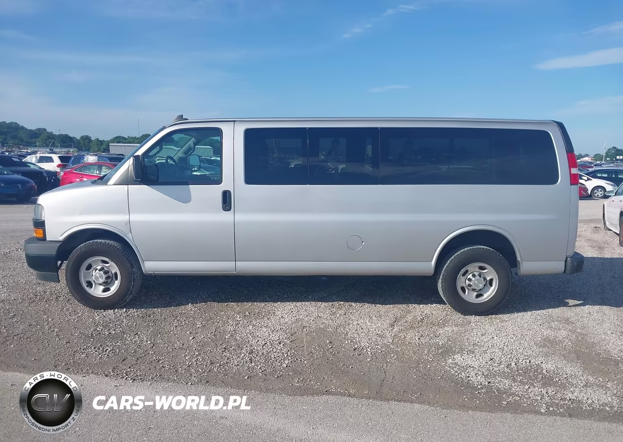2019 Chevrolet Express 3500 Ls VIN:1GAZGNFG2K1324951 - 14