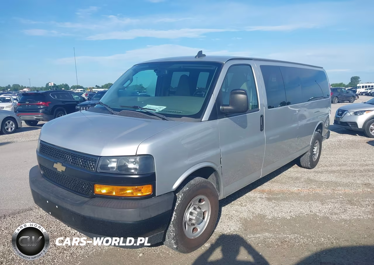 2019 Chevrolet Express 3500 Ls VIN:1GAZGNFG2K1324951 - 2