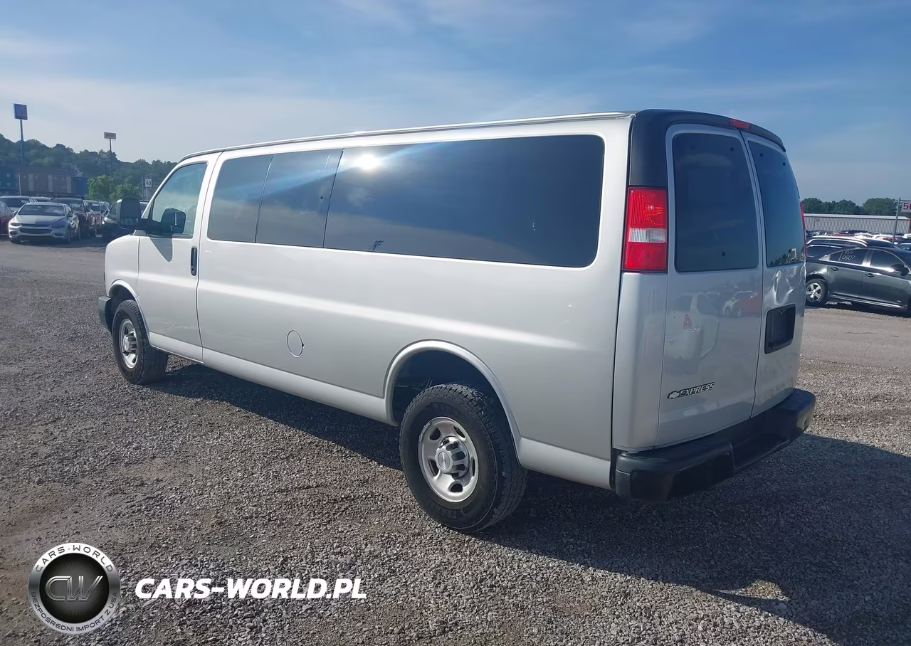 2019 Chevrolet Express 3500 Ls VIN:1GAZGNFG2K1324951 - 3