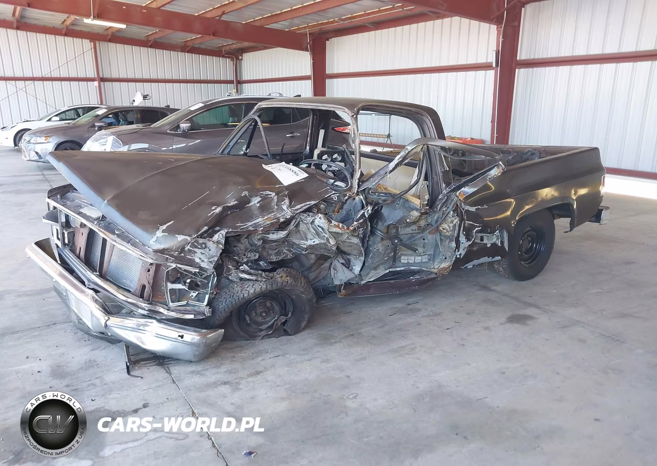 1985 Chevrolet C10 VIN:1GCEC14F6FJ183165 - 2