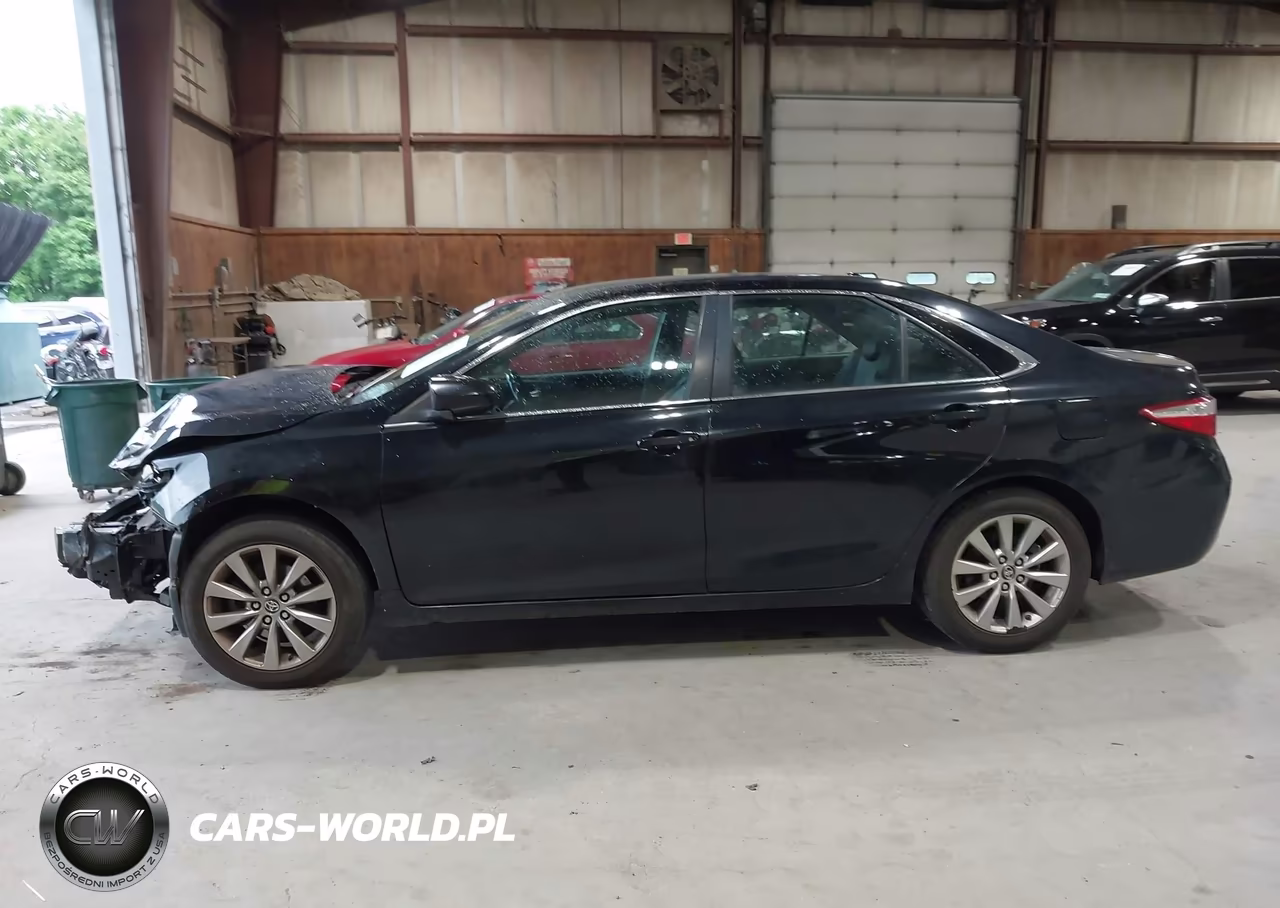 2016 Toyota Camry Xle VIN:4T1BF1FK2GU592750 - 14