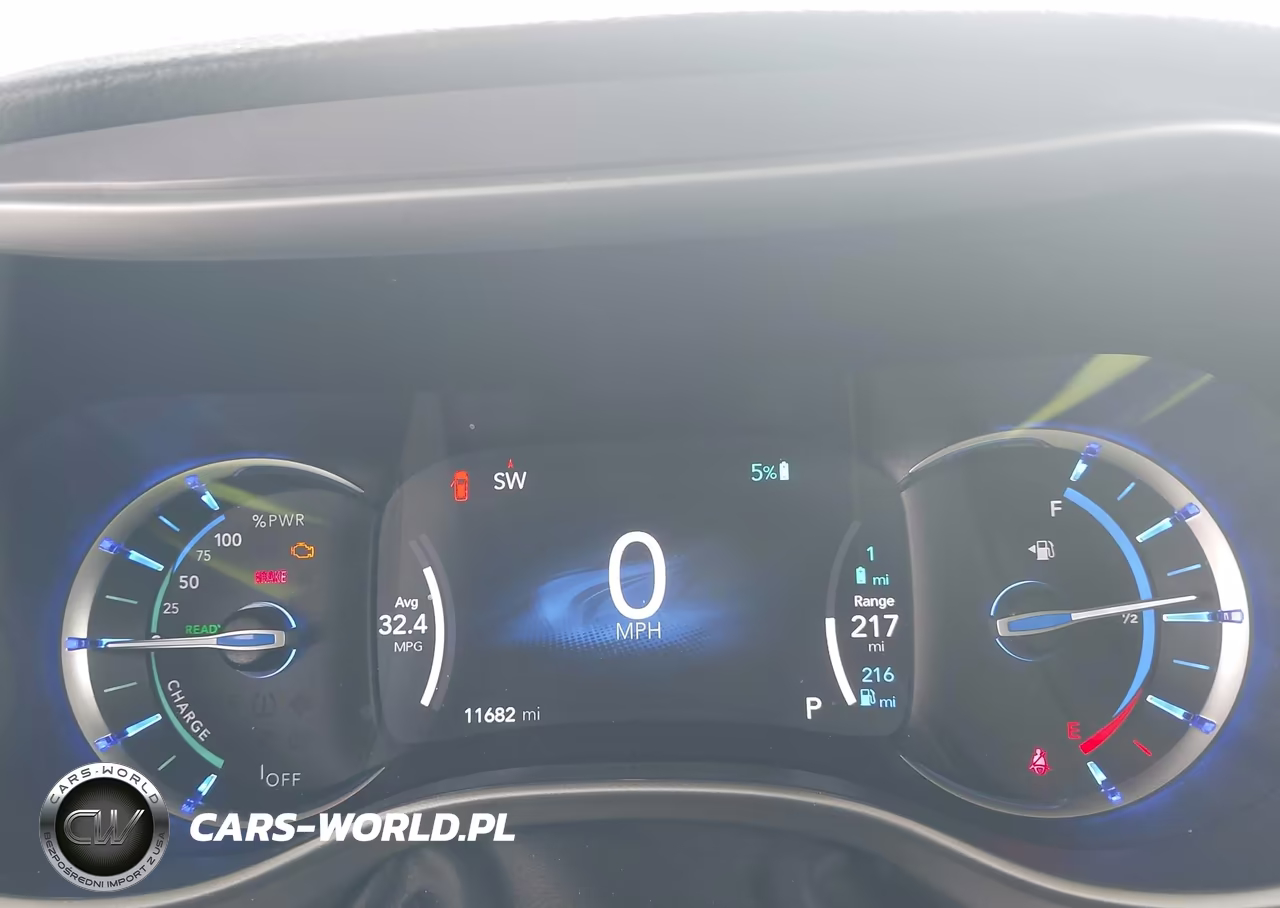 2025 Chrysler Pacifica Hybrid Select VIN:2C4RC1S77SR576126 - 7