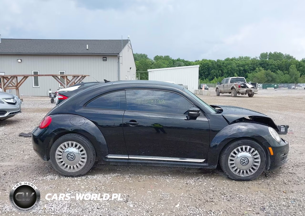 2014 Volkswagen Beetle 2.5L VIN:3VWJP7AT7EM614417 - 13