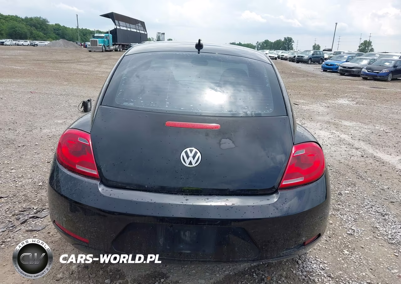 2014 Volkswagen Beetle 2.5L VIN:3VWJP7AT7EM614417 - 16