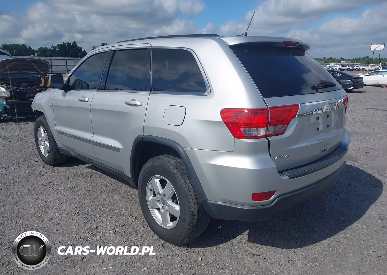 2013 Jeep Grand Cherokee Laredo VIN:1C4RJEAG6DC574247 - 3