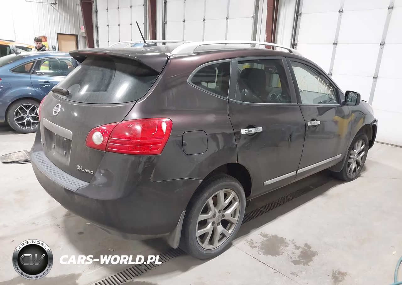 2011 Nissan Rogue Sv VIN:JN8AS5MV6BW301040 - 4